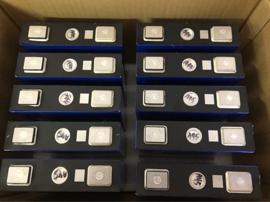 LiFePO4 خلية بطارية ليثيوم 3.2V 80AH المنشورية لأنظمة الطاقة الشمسية للمركبات الكهربائية